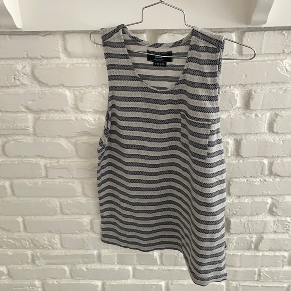 Beautiful Giant Men’s tank - Picture 1 of 3